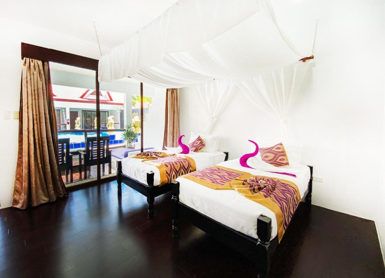 Carpe Diem Villas & Resort Puerto Princesa Esterno foto