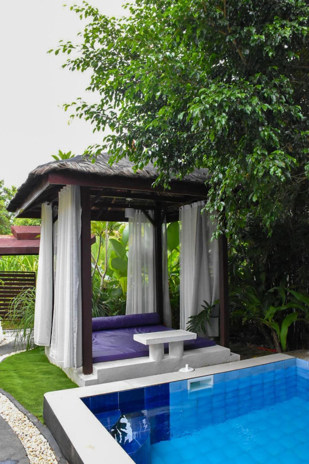 Carpe Diem Villas & Resort Puerto Princesa Esterno foto