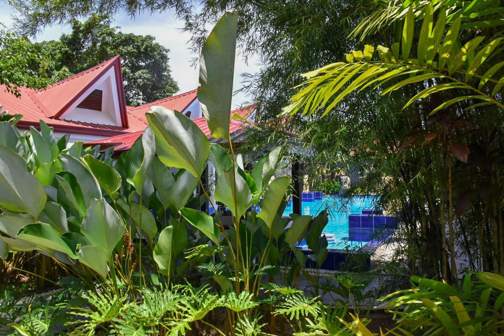 Carpe Diem Villas & Resort Puerto Princesa Esterno foto